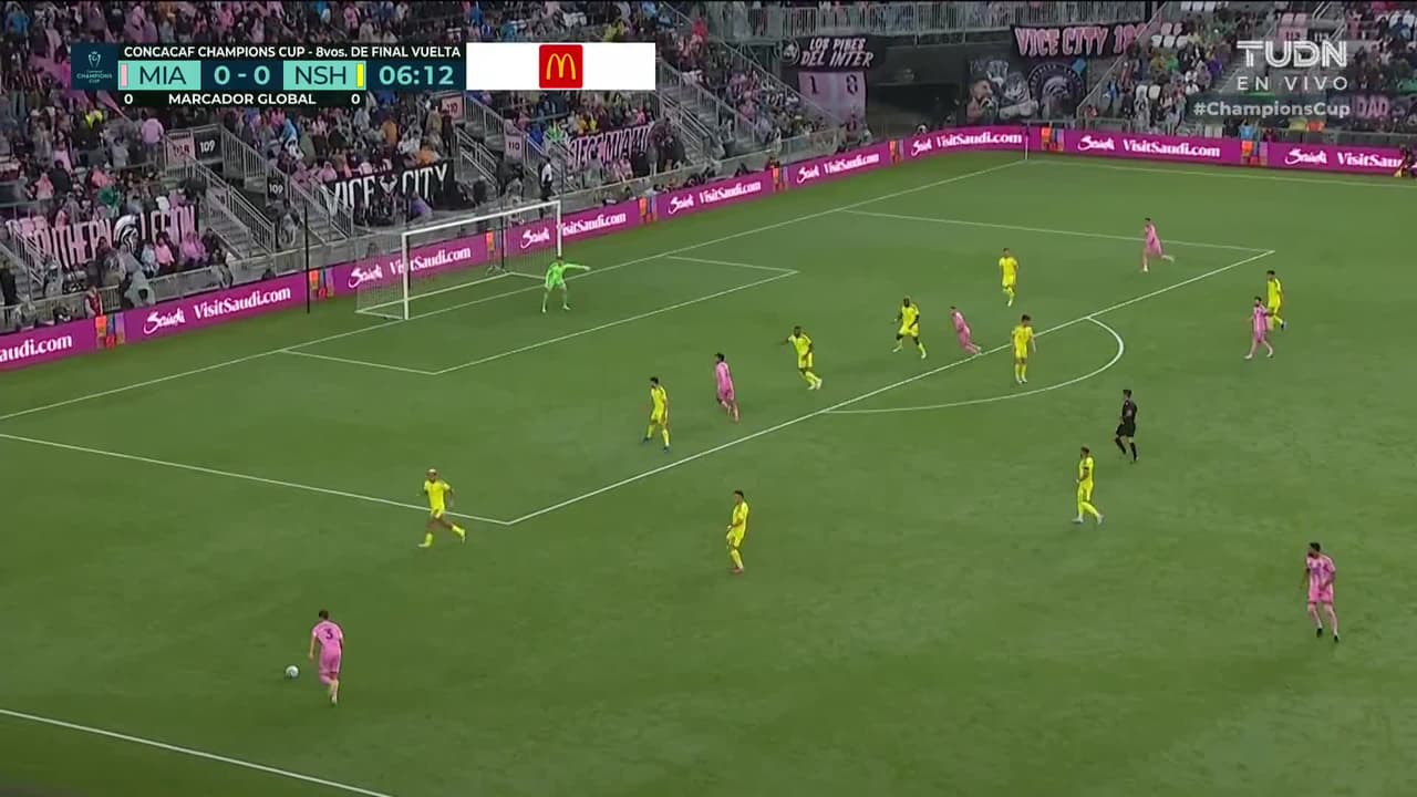 ¡GOL!  anota para Inter Miami CF. Lionel Messi