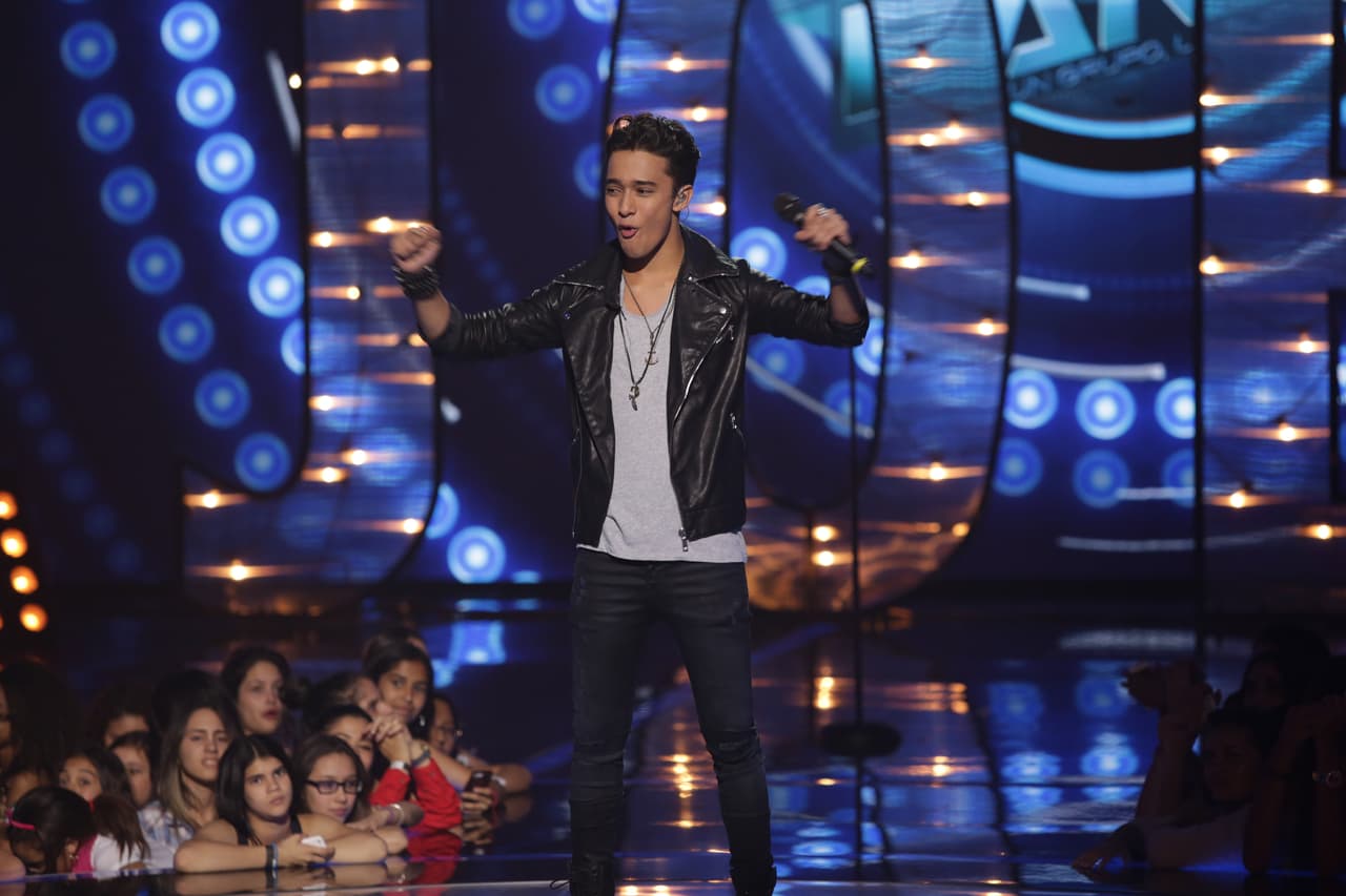 Este chico tiene un alma vieja, pero no dejes que eso te haga dudar de su talento. Joel ha demostrado que quiere estar en La Banda no matter what.