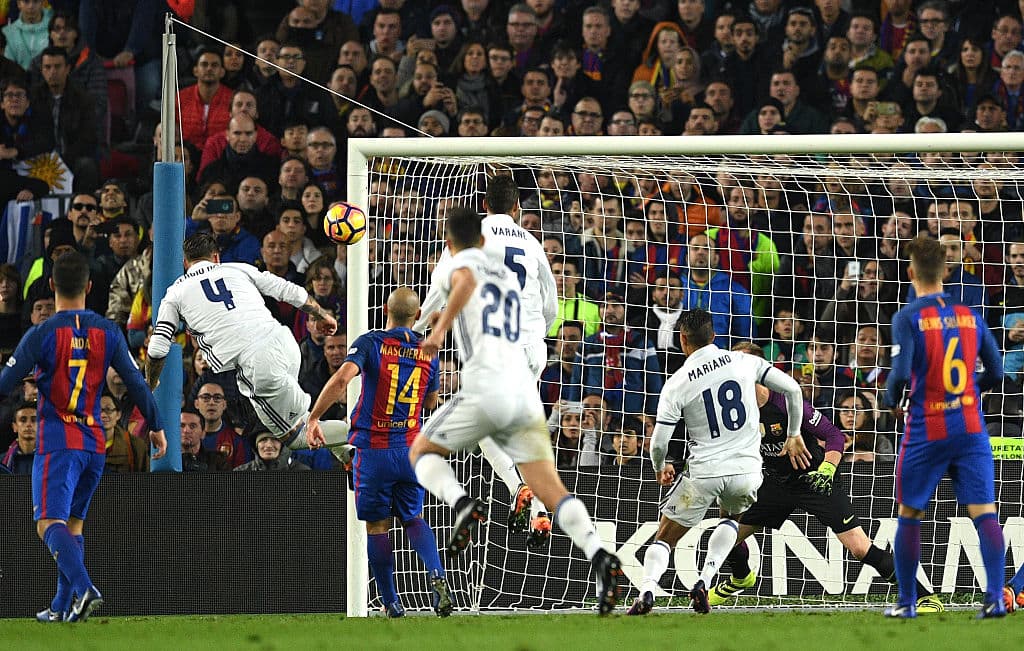 Barcelona 1-1 Real Madrid, 3 de diciembre de 2016. En el Camp Nou empezó ganando el local gracias al gol de Luis Suárez (53') pero Sergio Ramos empató en el minuto 90.