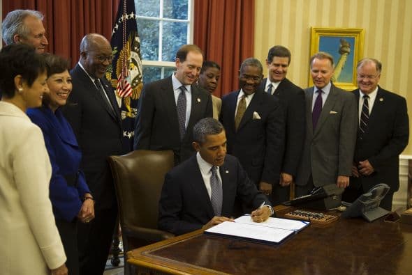 Entre los asistentes se encontraron embajadores, jefes de compañías como Boeing, Xerox o Caterpillar y de miembros de su gabinete, así como de algunos congresistas republicanos.