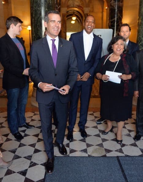 "Made in America" "nombre del festival- podría traer con 50.000 asistentes al concierto en el popular el parque en el centro de la ciudad y las calles circundantes. Situación que preocupa a un concejal angelino ¿Quieres saber más?: