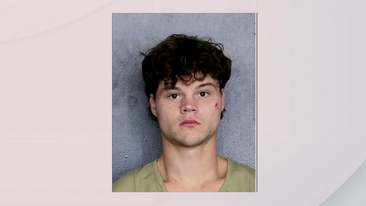 Arrestan al influencer Jack Doherty por acusaciones de violencia doméstica en Fort Lauderdale