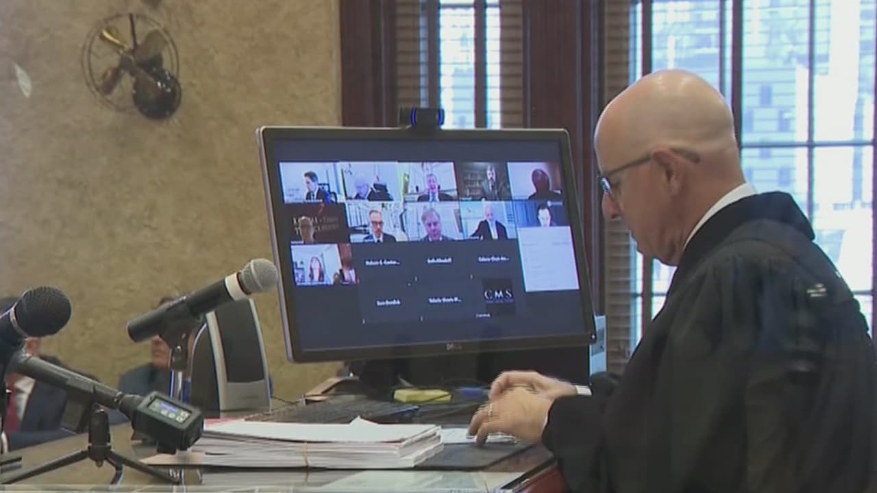 Realizan audiencia civil sobre demandas de familiares de las víctimas y sobrevivientes del derrumbe de Surfside 