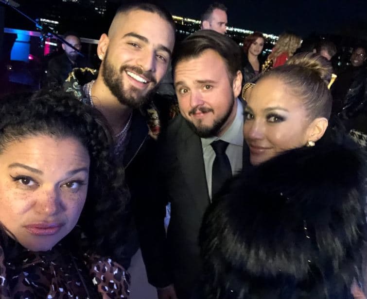 2022 ha sido un gran año para Bradley, quien en lo que va del año estrenó dos películas ‘Moonfall’ y ‘Marry Me’, cinta en donde comparte créditos con Jennifer Lopez.