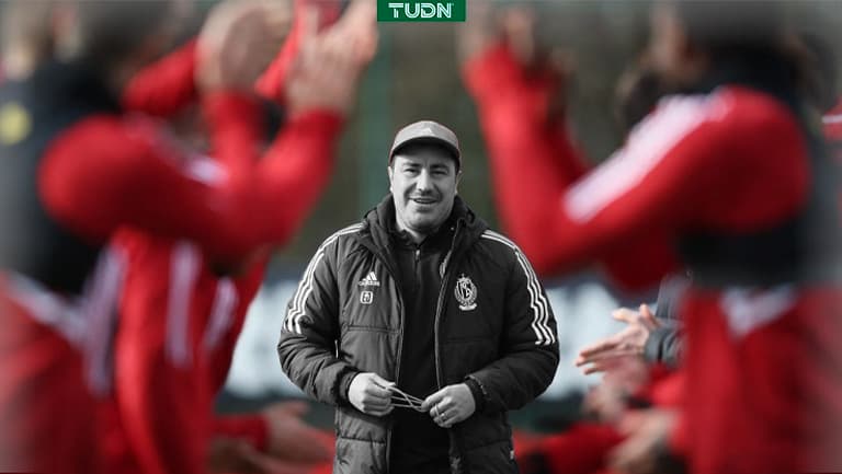 ¡¿Quéééé?! La inaudita decisión de Efraín Juárez en Colombia