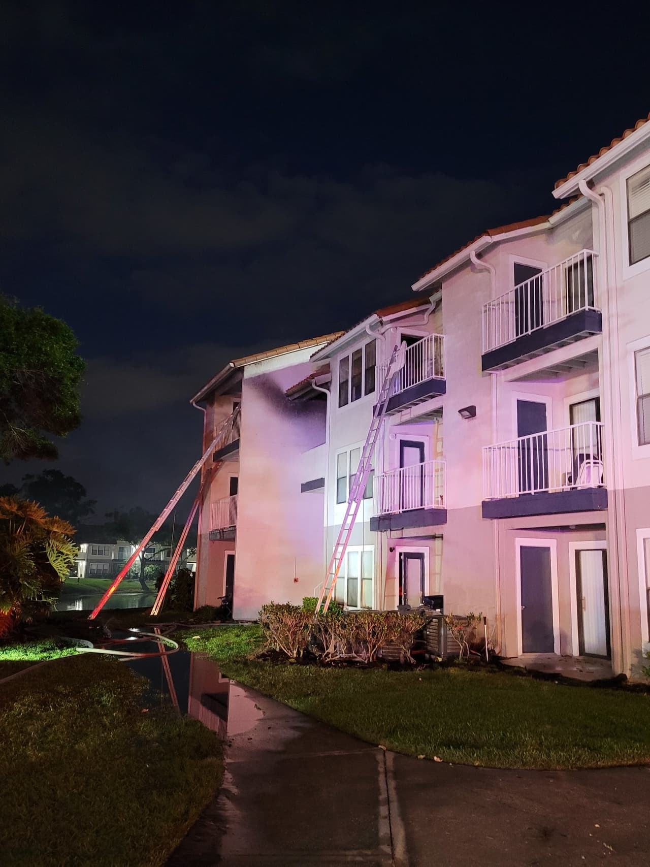 12 apartamentos resultaron afectados directamente, incluyendo el de la pequeña Sophia y su familia.