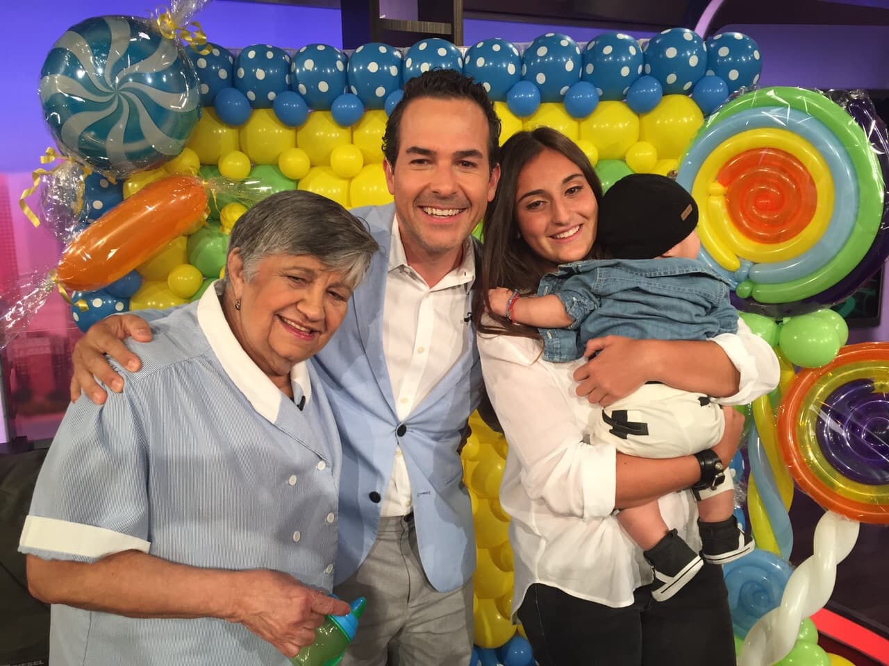 Carlos Calderón fue otro que estaba vuelto loco con Matteo.