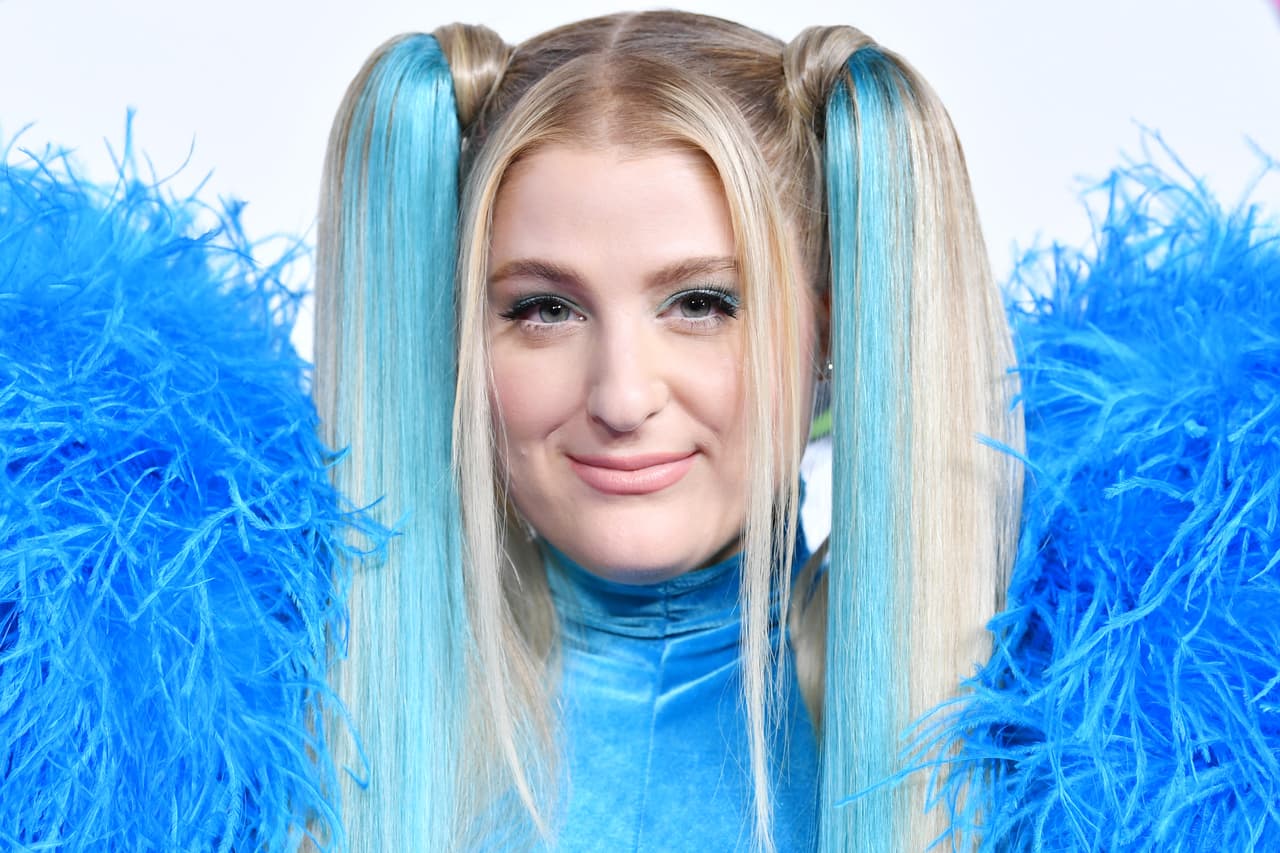 <b>Meghan Trainor</b>
<br>
<br>En 2020, cuando estaba esperando a su hijo que nació en 2021, la artista comentó que sufría de diabetes gestional, pero que ella y su bebé se encontraban bien. 
<i>“Tuve un pequeño bache en el camino. Me diagnosticaron diabetes gestacional, pero es manejable y está bien y yo estoy sana y el bebé está sano”</i>, comentó.