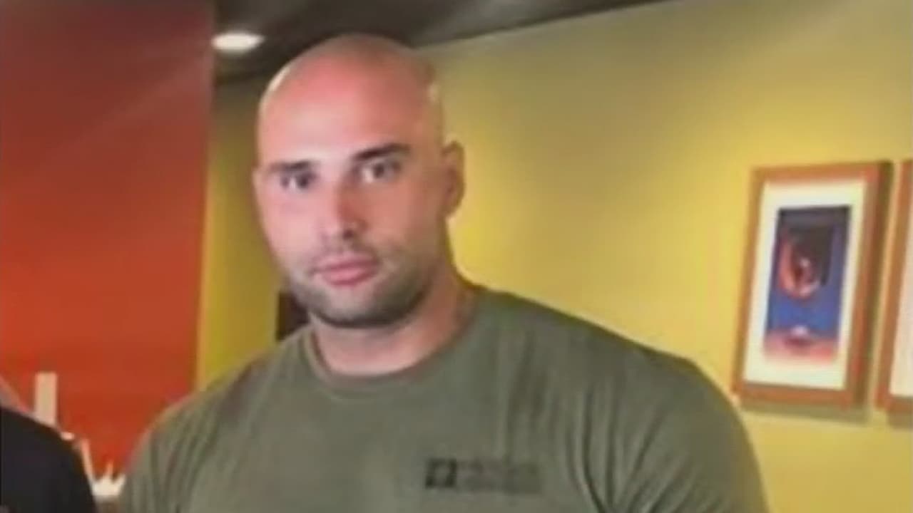 FBI arresta a sargento de la policía de Hialeah investigado por acoso sexual