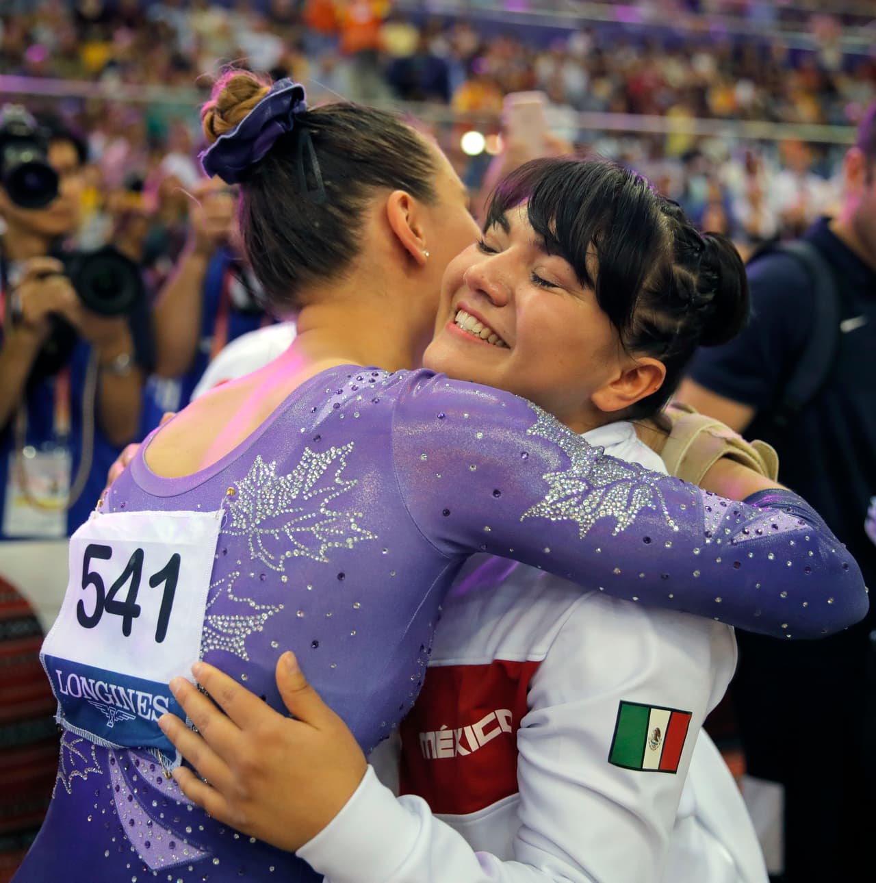 Con su medalla, Alexa Moreno desafía a todos aquellos que la condenaron por su físico y su talla durante los Juegos Olímpicos.