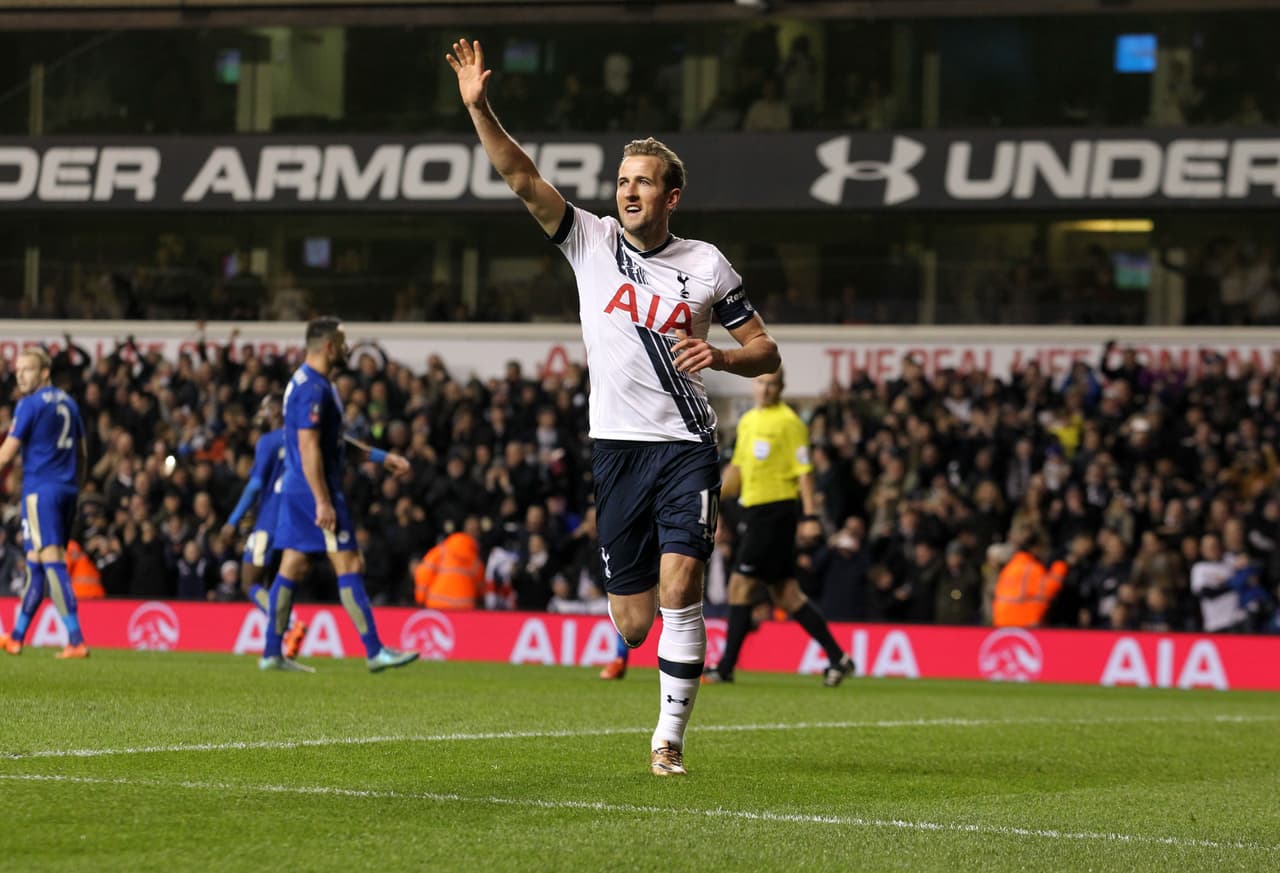 Harry Kane, de penalti, evita el adiós del Tottenham y el pase del Leicester en la FA Cup
