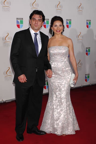 <b><a href="http://www.univision.com/temas/jorge-salinas">Jorge Salinas</a></b> y 
<b><a href="http://www.univision.com/temas/elizabeth-alvarez">Elizabeth Álvarez</a></b> fueron otras de las víctimas de Cúpido.