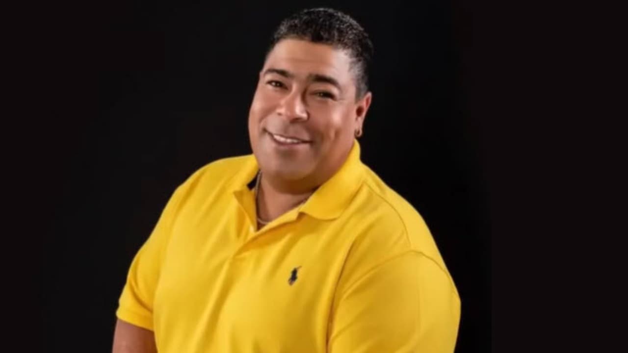 Muere el cantante dominicano Félix Rosario en pleno vuelo: viajaba para buscar ayuda médica