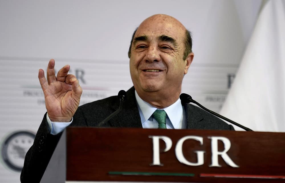 Jesús Murillo Karam en una conferencia de prensa el mes de enero en México