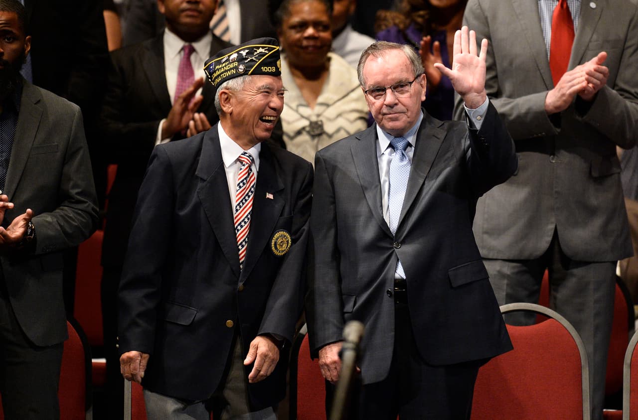 Entre los temas que quedaron fuera del discurso de Emanuel estuvo el problema del déficit de las escuelas de Chicago.