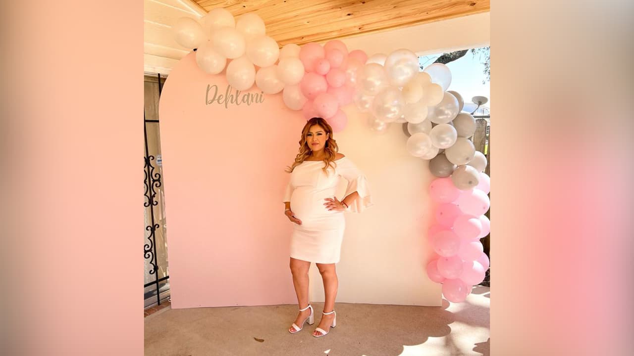 "Desafortunadamente, en este caso nuestros directivos trataron de comunicarse con la víctima, pero 
<b>si ella no coopera, no se puede continuar </b>con los cargos. Hablamos con un centro de ayuda para víctimas y ella estaba en proceso de salirse de esa situación", indicó el sargento Raúl Granados, portavoz del Departamento de Policía de Pasadena.