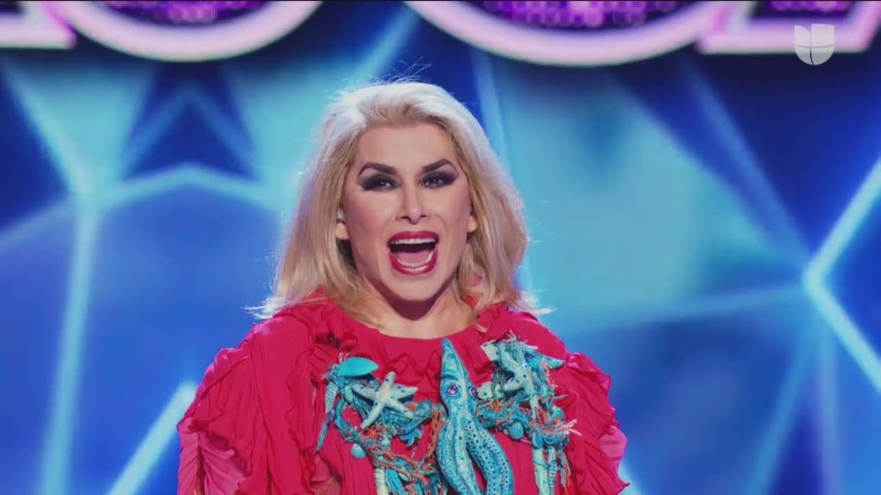 Medusa fue la elegida para abandonar la competencia y al quitarse la máscara nos enteramos que la cantante Dulce era quien le dio vida.