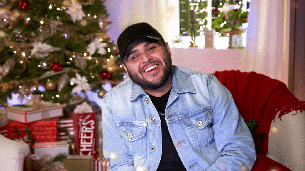 A la par de este recorrido musical, los artistas hablaron de sus recuerdos más preciados de Navidad, como la autopista que Gerardo Ortiz recibió cuando era niño.