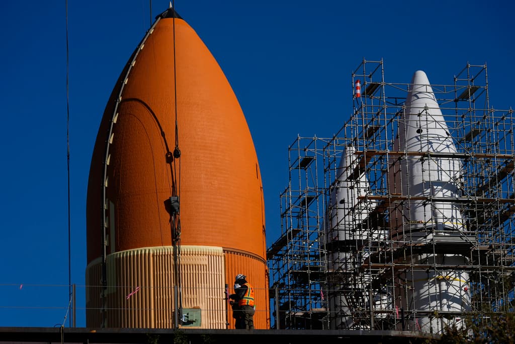 Ahora lo único que falta es el traslado de la nave del Endeavour.