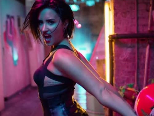 Y está enfocada la cien en su carrera musical.