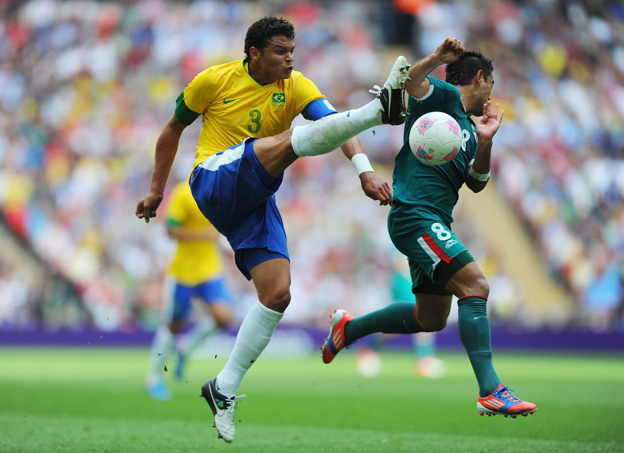 Thiago Silva fue el capitán en la derrota de Brasil ante México en Wembley, en 2012.