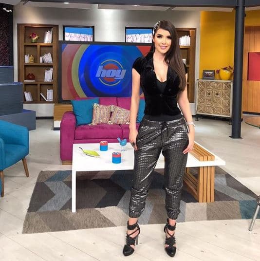 Favela indicó que este deseo de experimentar la maternidad surgió tras casarse con George Seely.