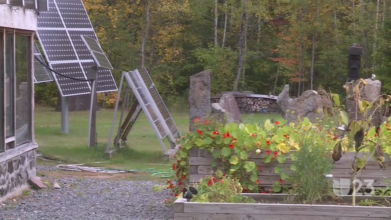 Tendencias en la red: pareja construye una casa ‘Hobbit’