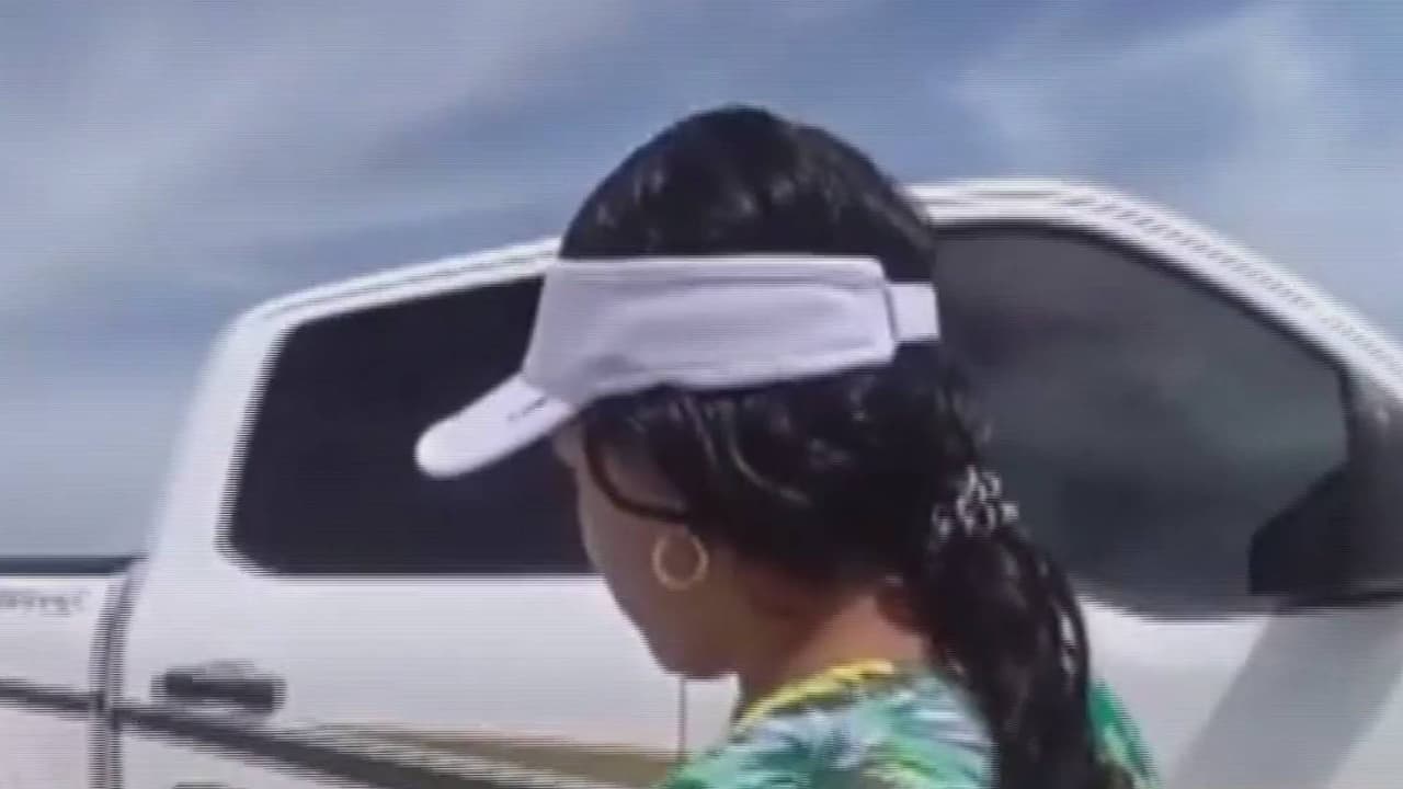 Colombiana es detenida por pasear su perro en playa de Florida: ahora enfrenta proceso migratorio