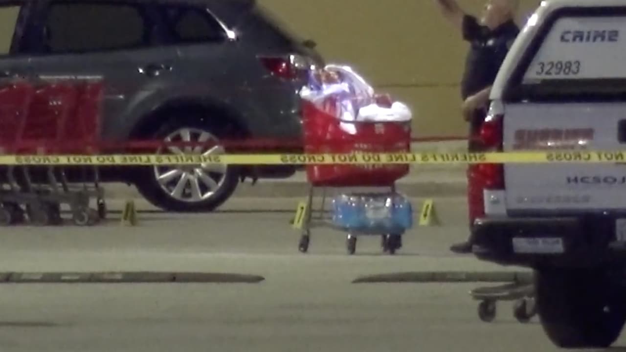 Almendarez estaba fuera de servicio, estaba comprando alimentos junto a su esposa porque era el cumpleaños de su hermana y él planeaba hacer una comida al aire libre este 1 de abril para celebrarla.
<br>