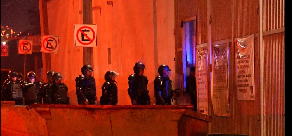 Efectivos de las fuerzas de seguridad en Monterrey.