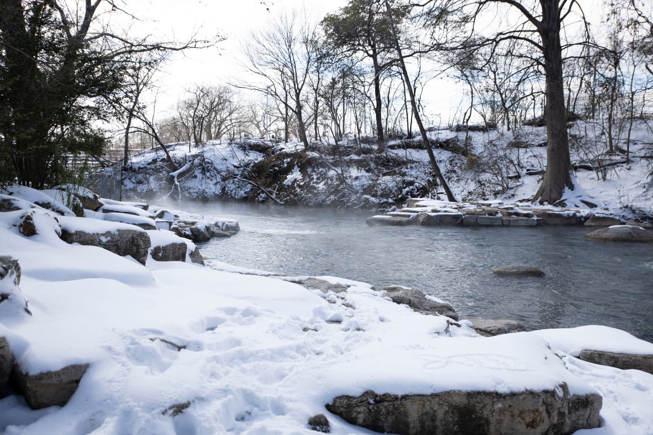 La ciudad de San Marcos registró 7.0 pulgadas de nieve.