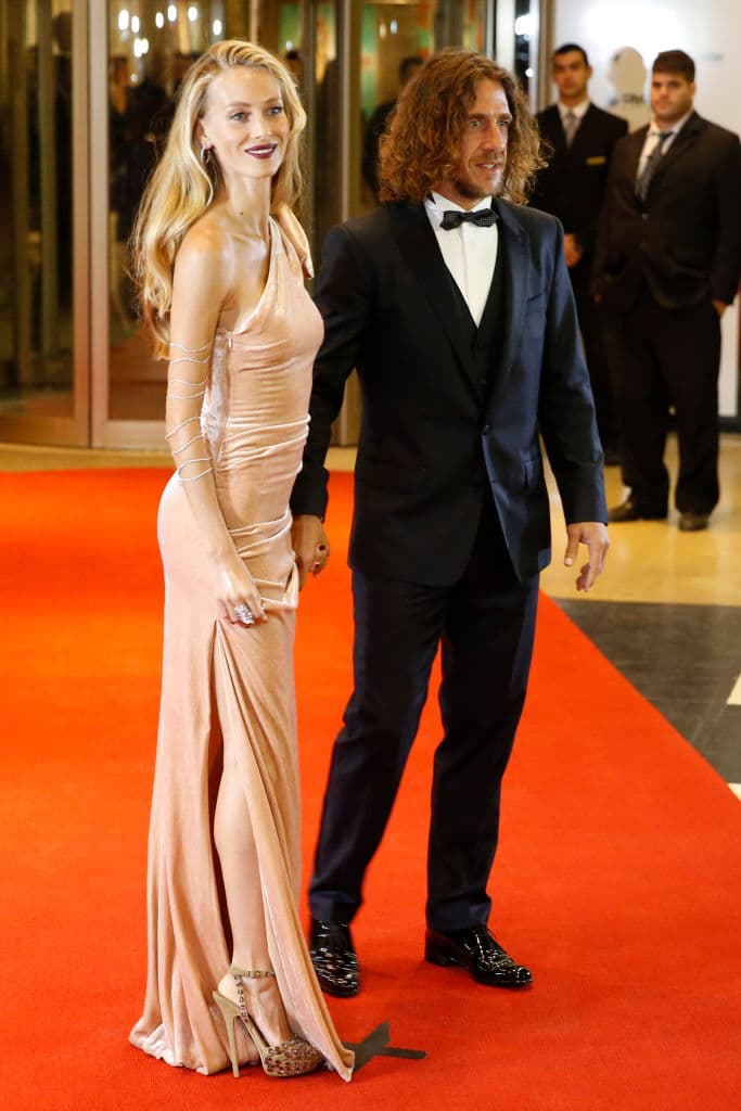 "Sé que Carles ha hablado con él porque son muy amigos.
<b>Yo me llevo muy bien con ella</b>", dijo la modelo en declaraciones recogidas por People en Español este sábado 12 de noviembre.
<br>