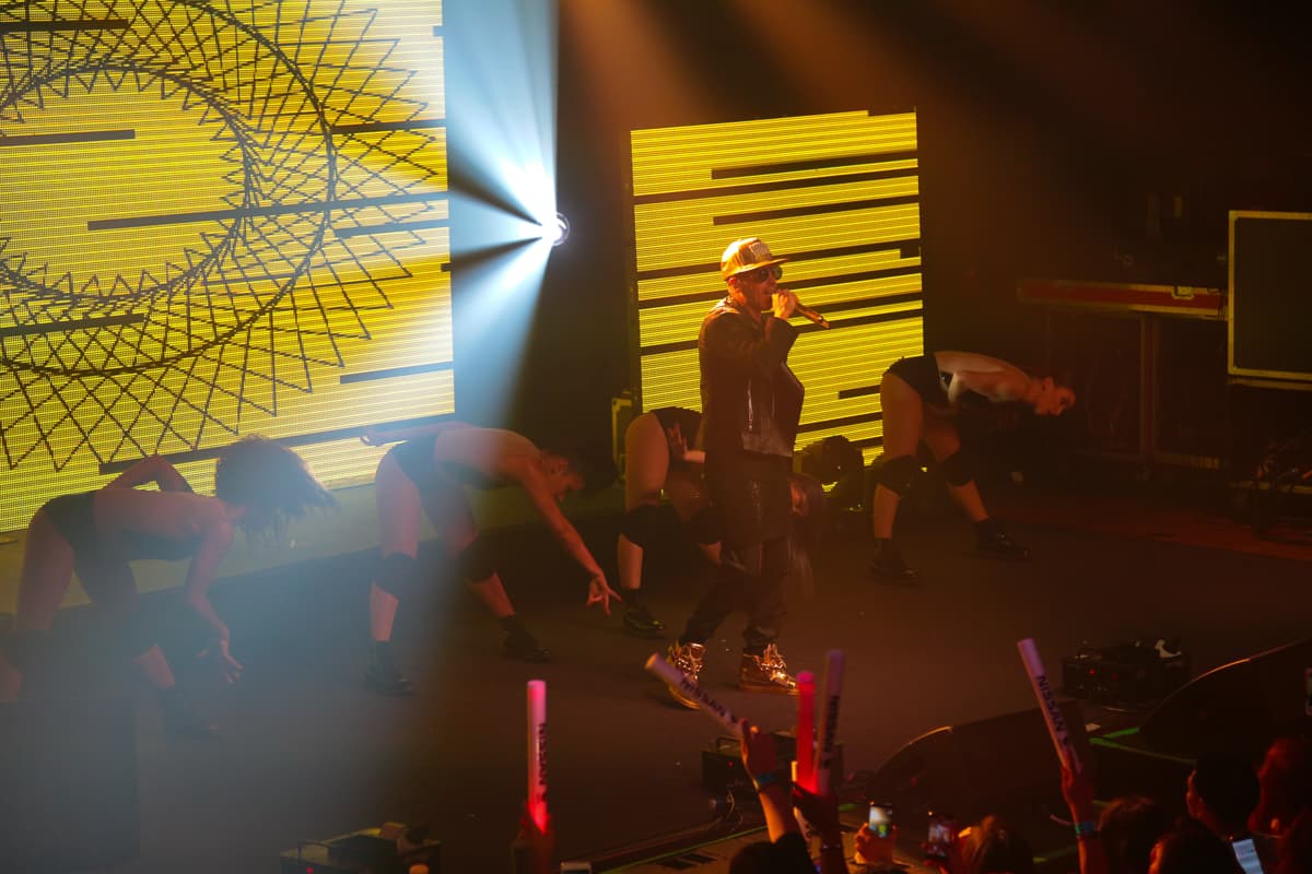 El cantante puertorriqueño Yandel llegó a Chicago en el Road to Innovation Tour de Nissan con lo mejor de su repertorio en un concierto privado en el Concord Music Hall.