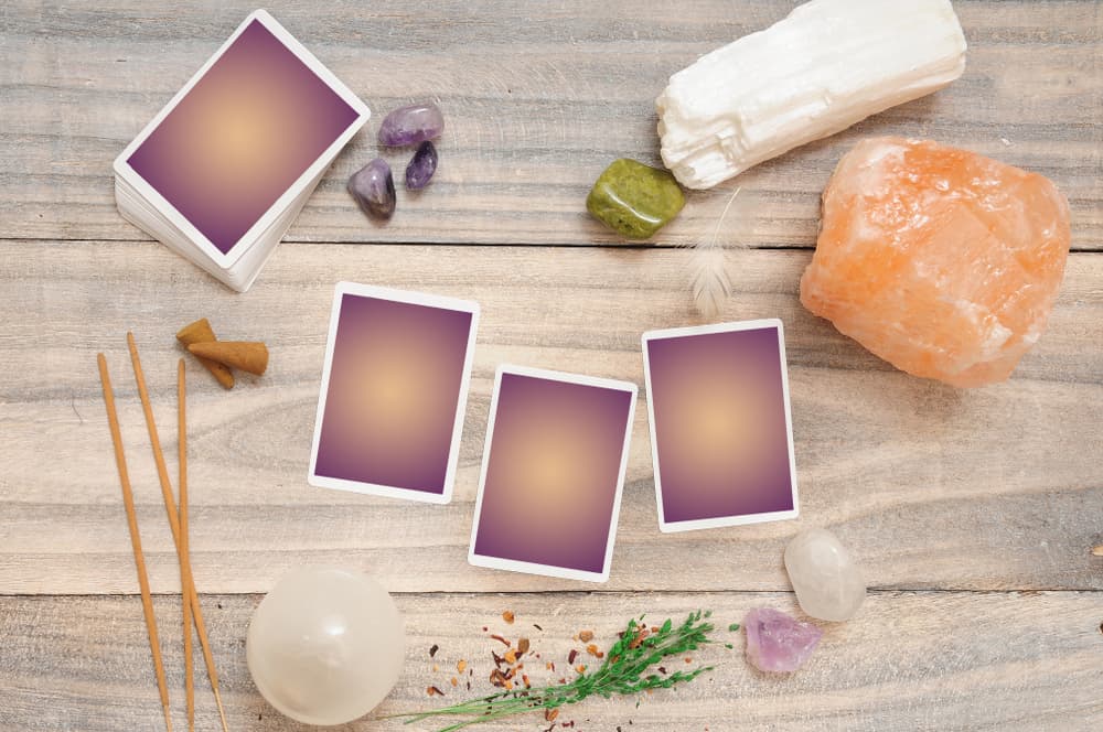 La voluntad de ayudar a los demás te puede liberar de las cargas acumuladas.