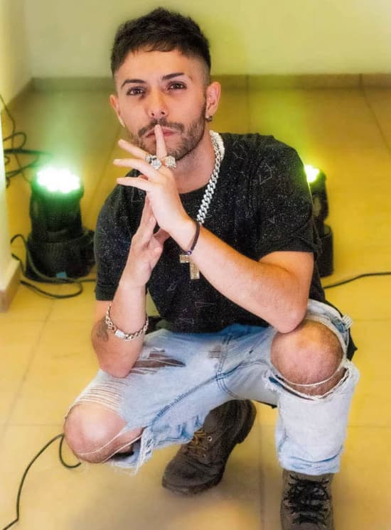 Alex Flores, el 'hijo' de Adela Noriega y Fernando Colunga en Amor Real ...