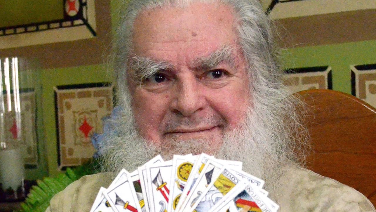 El Gordo y La Flaca llora la muerte de El Brujo Mayor: esta fueron sus más recordadas predicciones