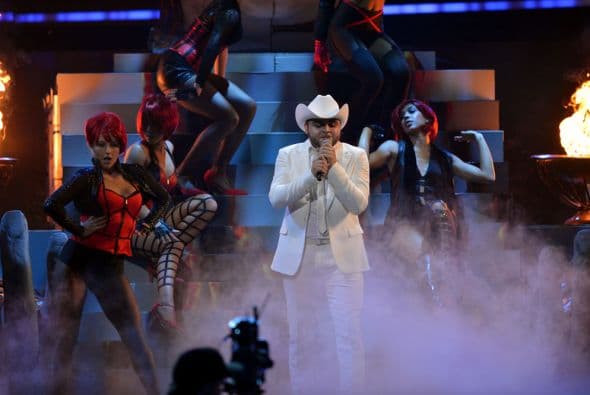 Ortiz se veía bellísimo con ese traje.