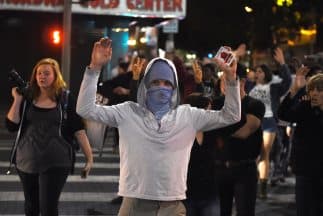 El gobernador de Missouri descartó que un fiscal especial pueda presentar el caso ante un nuevo gran jurado.