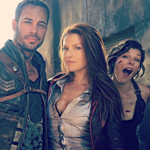 Él, que se encontraba filmando "Resident Evil: The Final Chapter", se codeó con las estrellas de esta saga.