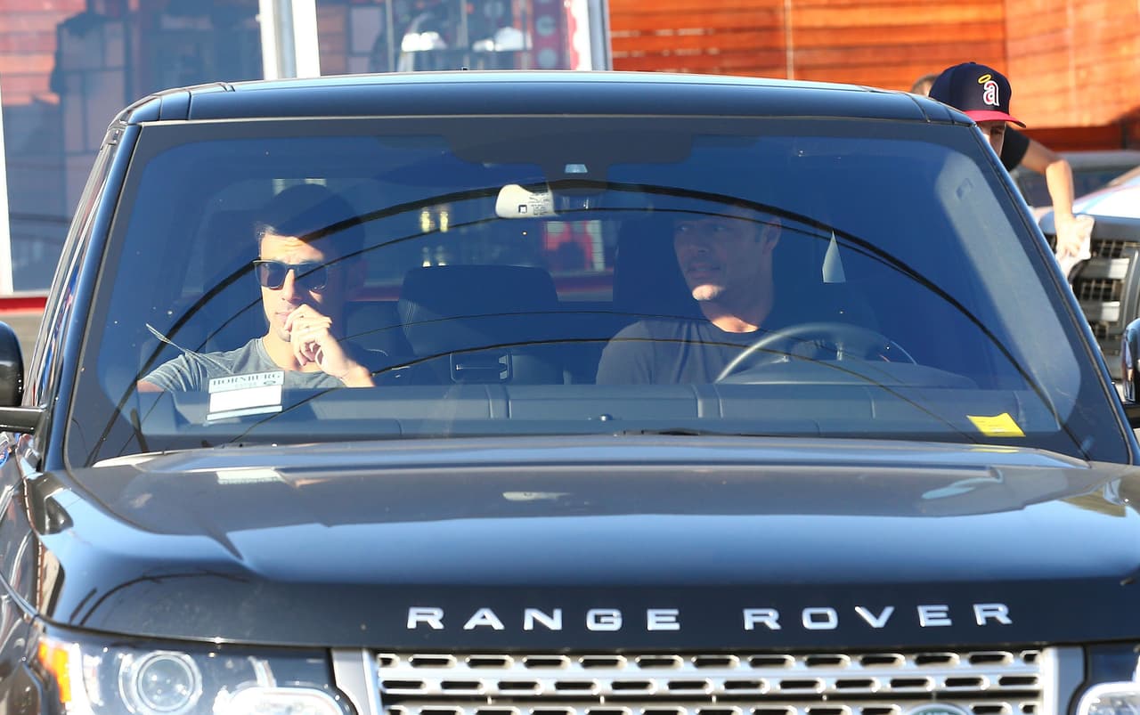 Así se marcharon los tortolitos.