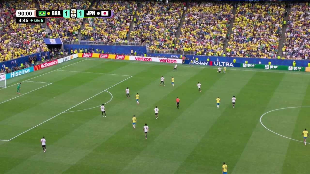¡GOL!  anota para Brasil. Gabriel Martinelli