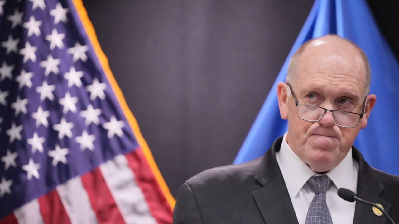 Tom Homan anuncia el fin del operativo en Minnesota tras detener a 4,000 indocumentados