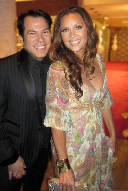 La actriz Vanessa Williams junto a Charlie. (Cortesía: Charlie Lapson)