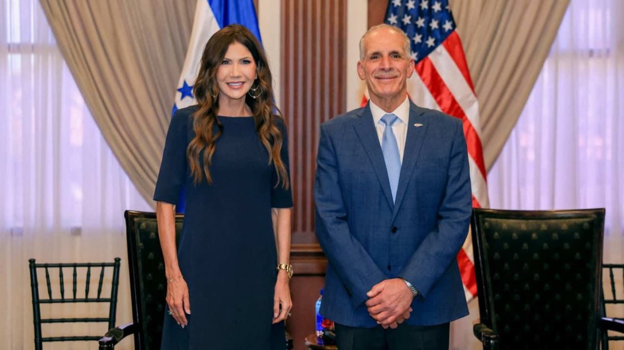 Kristi Noem y el presidente de Honduras abordan temas de la iniciativa Escudo de las Américas