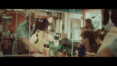 'Soy yo' es el gran éxito del dueto colombiano Bomba Estéreo, compuesto por Liliana 'Li' Saumet y Simón Mejía.