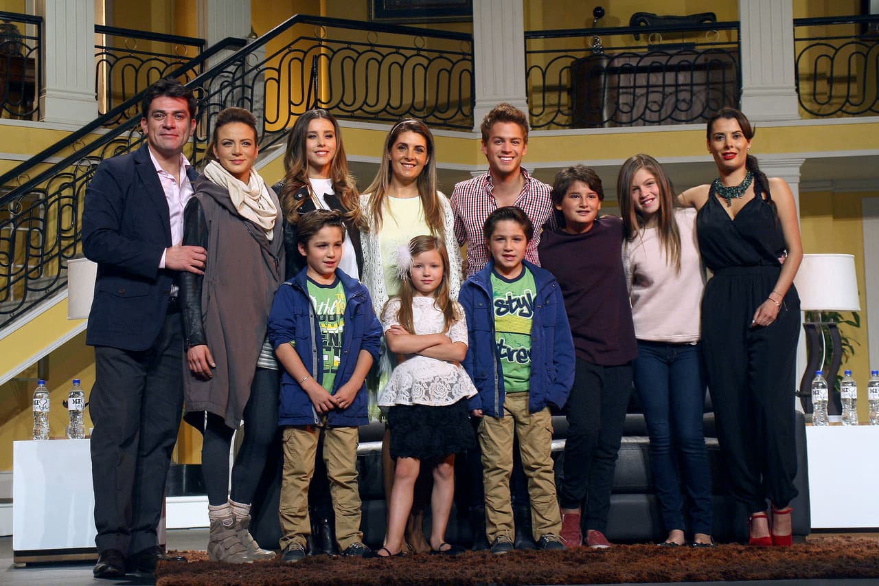 De los pequeños y los grandes, pues la amistad fue tan cercana con Jorge Salinas, ¡que él comenzó a tener los malestares del embarazo de la actriz!