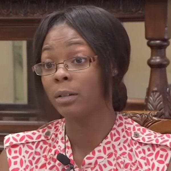 Parada de tráfico termina en asalto sexual