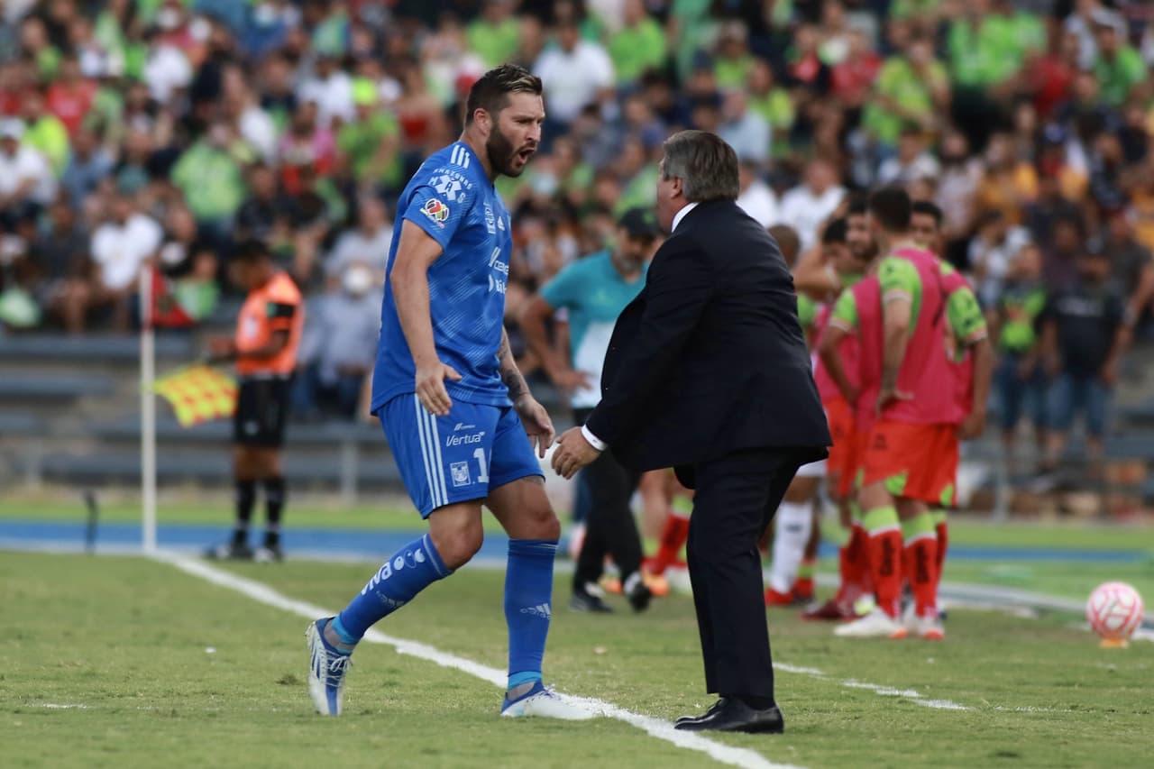 Con el gol de Gignac, Tigres se llevó los tres puntos en su visita a la frontera y pese a que se quedó con 10 hombres por la expulsión de Luis Quiñones sobre el segundo tiempo.