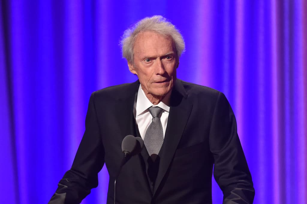 Clint Eastwood (actor) – El 30 mayo cumple 91 años.
<br>
