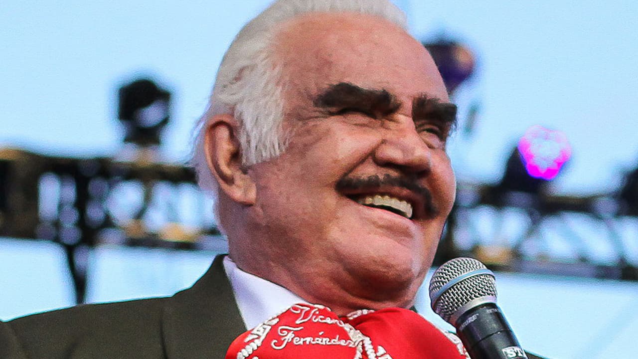 Vicente Fernández muestra mejoría en su salud: ya respira por sí mismo 